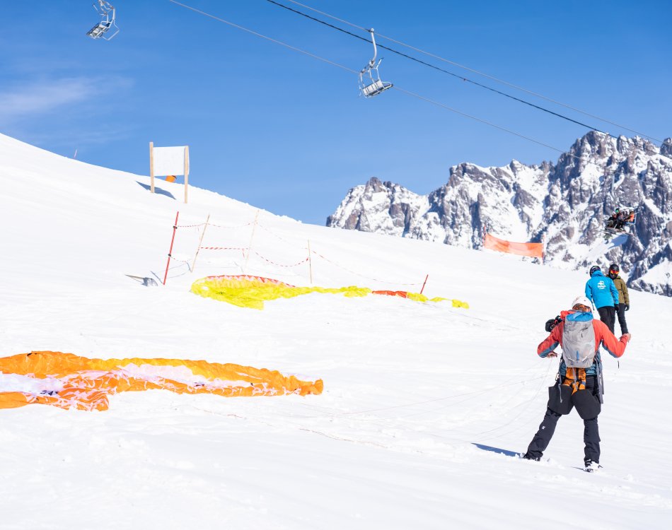 Vol parapente biplace en Ski à Pelvoux, avec Pollen Parapente