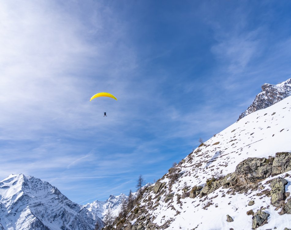 Vol parapente biplace en Ski à Pelvoux, avec Pollen Parapente